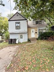 4033 7th Street, Des Moines, IA 50313