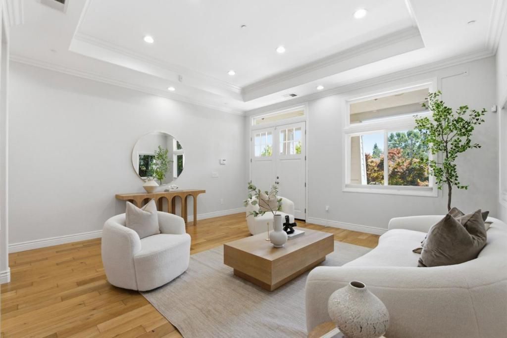 Image 10 of property listing at 2286 Markham Avenue, San Jose, CA 95125