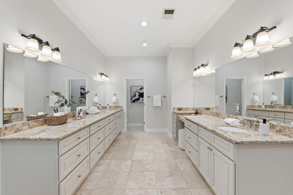 Image 35 of property listing at 2286 Markham Avenue, San Jose, CA 95125