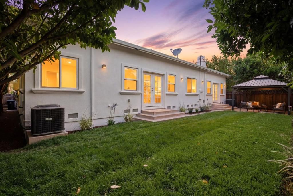 Image 51 of property listing at 2286 Markham Avenue, San Jose, CA 95125