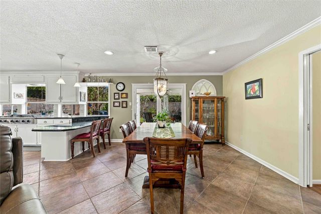 6002 Saxon Drive, Houston, TX 77092