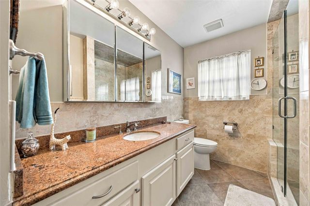 6002 Saxon Drive, Houston, TX 77092