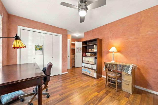 6002 Saxon Drive, Houston, TX 77092