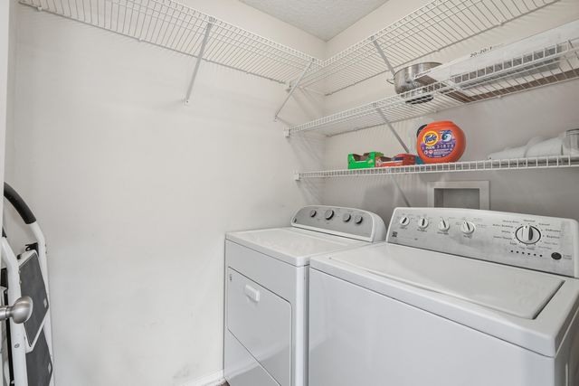 972 Claeven Circle, Fort Walton Beach, FL 32547