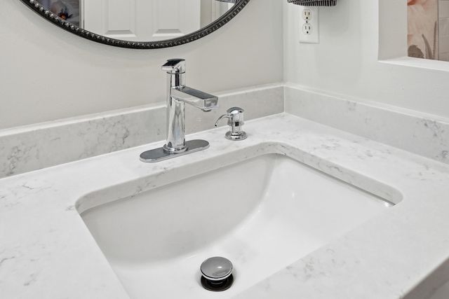 972 Claeven Circle, Fort Walton Beach, FL 32547