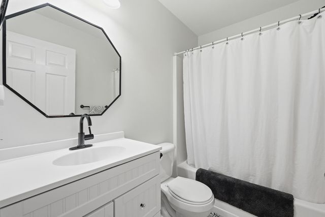 972 Claeven Circle, Fort Walton Beach, FL 32547