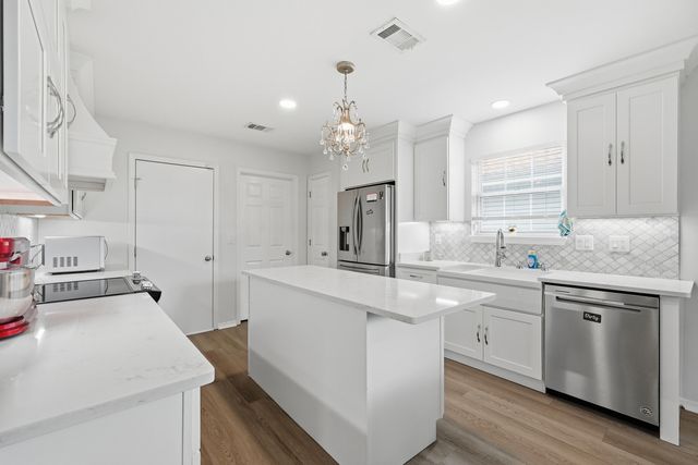 972 Claeven Circle, Fort Walton Beach, FL 32547