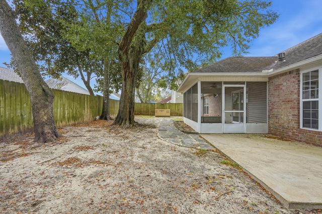 972 Claeven Circle, Fort Walton Beach, FL 32547