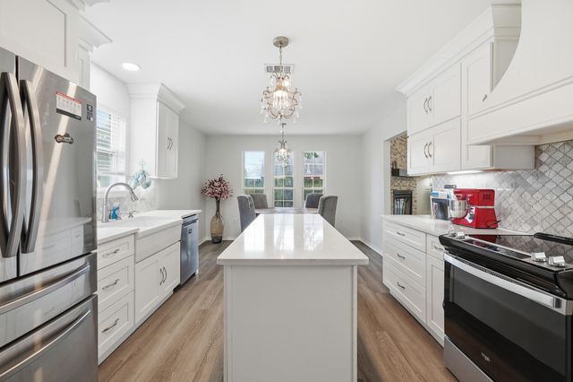 972 Claeven Circle, Fort Walton Beach, FL 32547