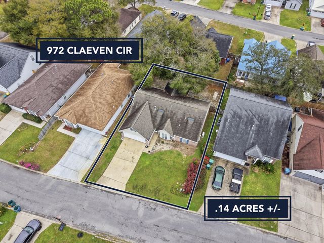 972 Claeven Circle, Fort Walton Beach, FL 32547