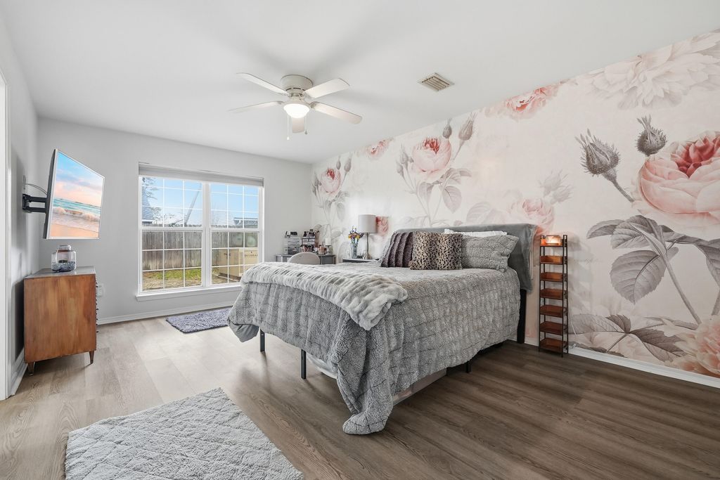 972 Claeven Circle, Fort Walton Beach, FL 32547