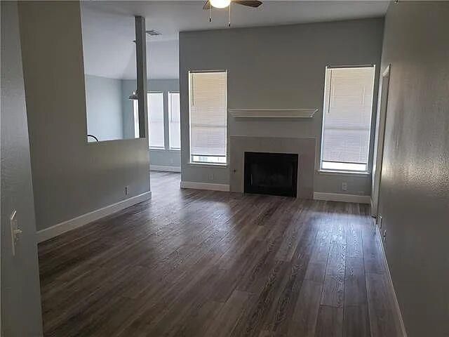 107 Meadowside DR, Hutto, TX 78634