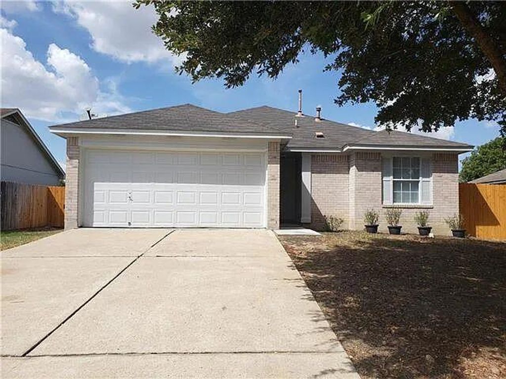 107 Meadowside DR, Hutto, TX 78634