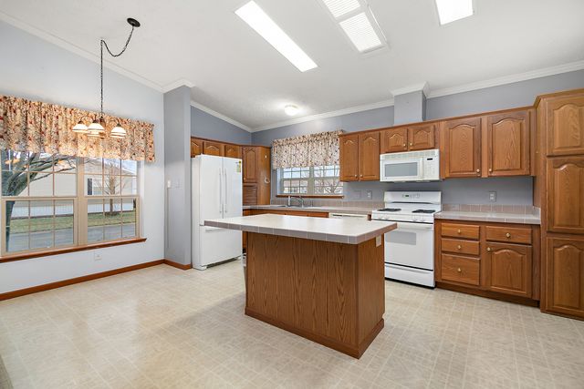 848 Aspen Drive, Manteno, IL 60950