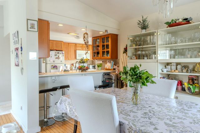153 E Fulton Street, Long Beach, NY 11561