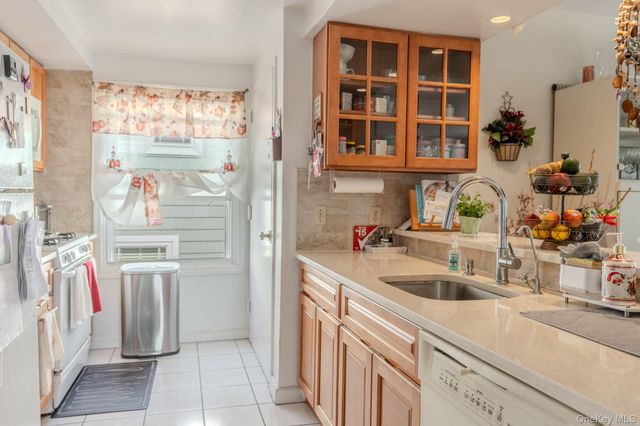 153 E Fulton Street, Long Beach, NY 11561