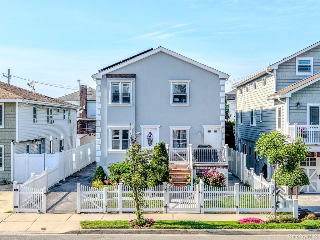 153 E Fulton Street, Long Beach, NY 11561