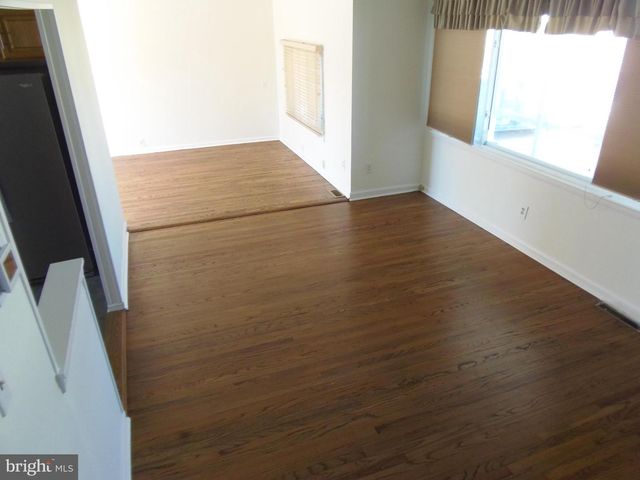 452 COLLEGE BLVD, Deptford, NJ 08096