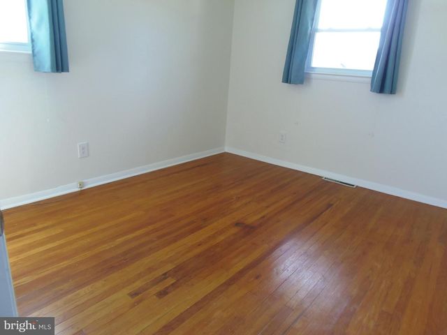 452 COLLEGE BLVD, Deptford, NJ 08096