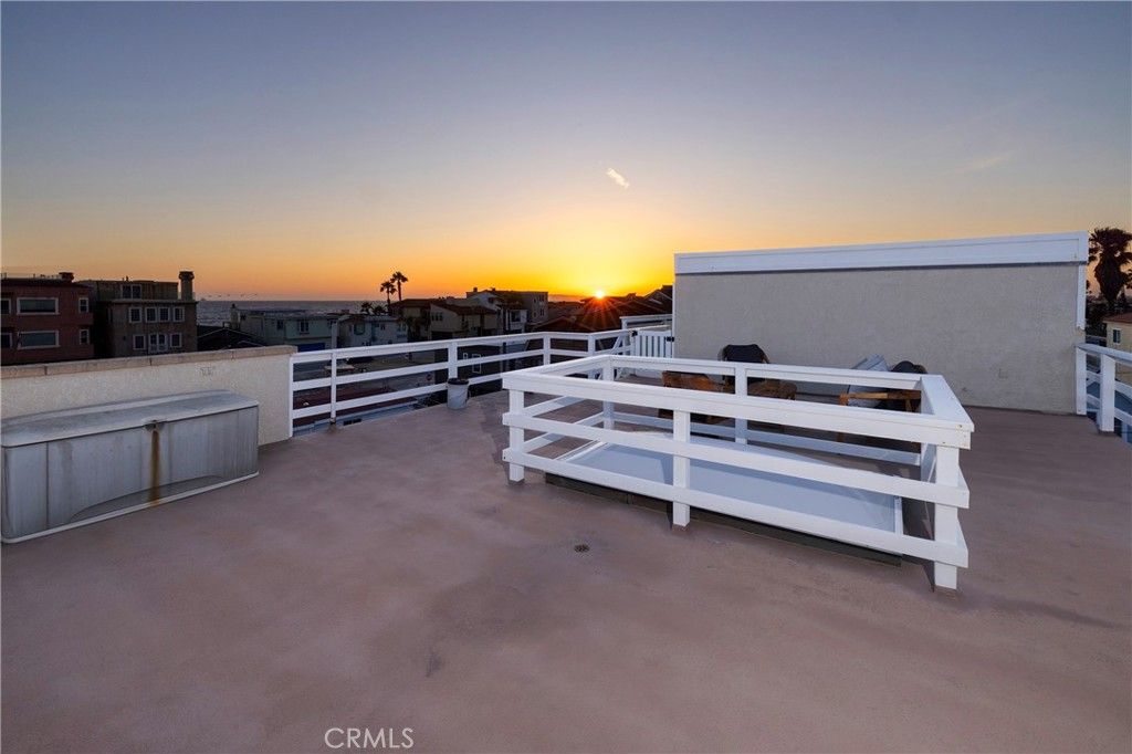 Image 29 of property listing at 17081 5th Street, Sunset Beach, CA 90742