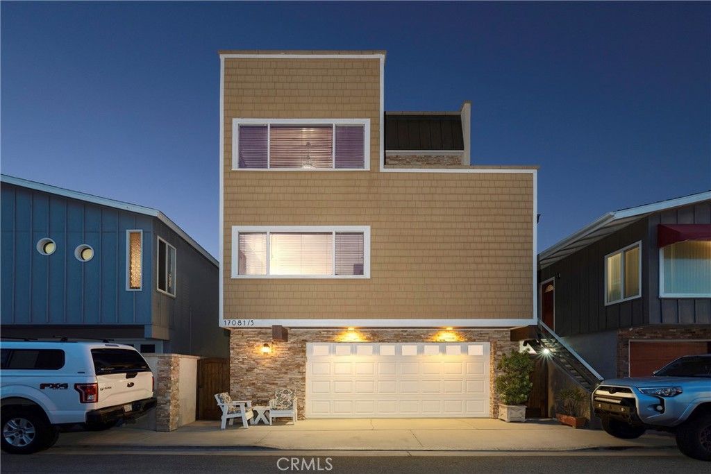 Image 39 of property listing at 17081 5th Street, Sunset Beach, CA 90742