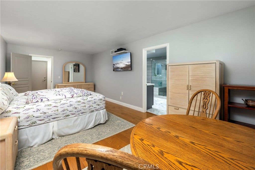 Image 8 of property listing at 17081 5th Street, Sunset Beach, CA 90742
