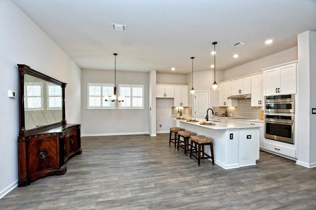 116 Monterey Oak TRL, Georgetown, TX 78628