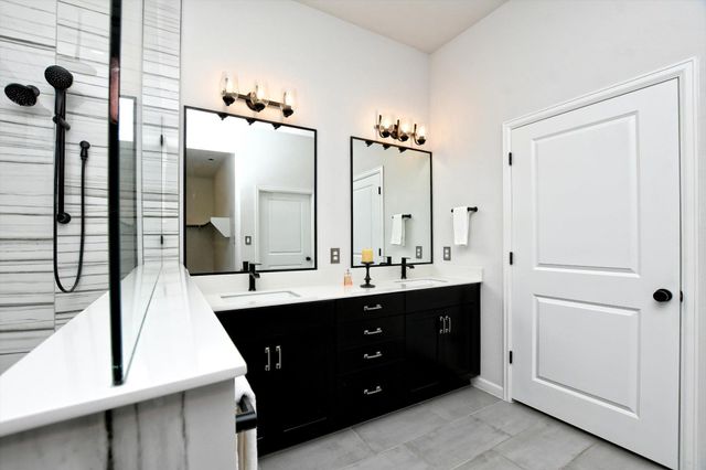 116 Monterey Oak TRL, Georgetown, TX 78628