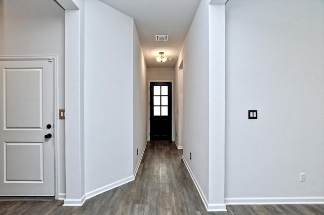 116 Monterey Oak TRL, Georgetown, TX 78628