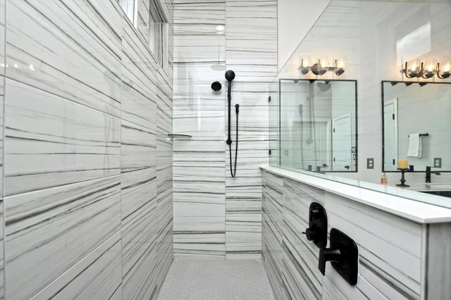 116 Monterey Oak TRL, Georgetown, TX 78628