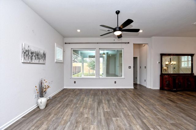 116 Monterey Oak TRL, Georgetown, TX 78628