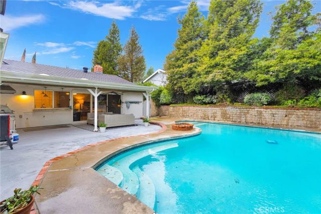 25442 Via Escovar, Valencia, CA 91355