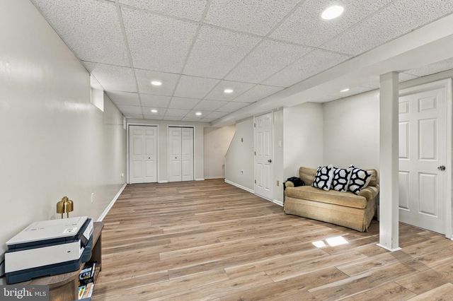 42 ORCHARD LN, Marlton, NJ 08053