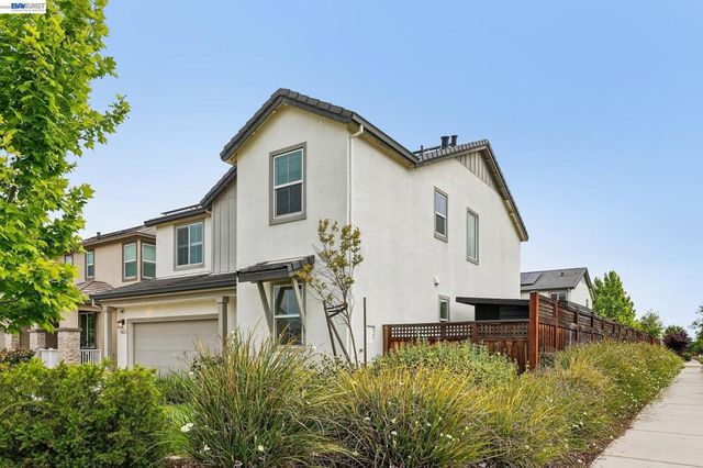 2657 Lockborne Ct, Lathrop, CA 95330