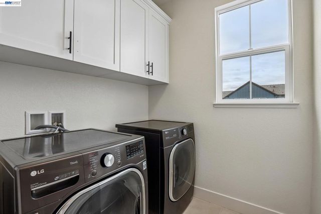 2657 Lockborne Ct, Lathrop, CA 95330