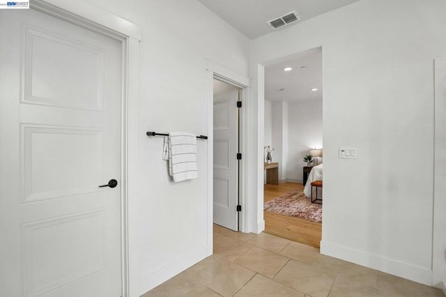 2657 Lockborne Ct, Lathrop, CA 95330