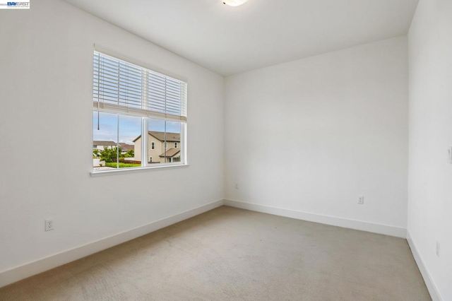2657 Lockborne Ct, Lathrop, CA 95330