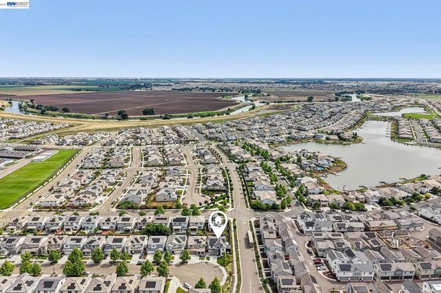 2657 Lockborne Ct, Lathrop, CA 95330