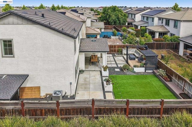 2657 Lockborne Ct, Lathrop, CA 95330