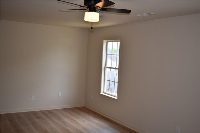 132 Venture Path, Hiram, GA 30141