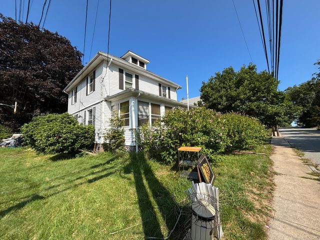 556 Boswell Avenue, Norwich, CT 06360