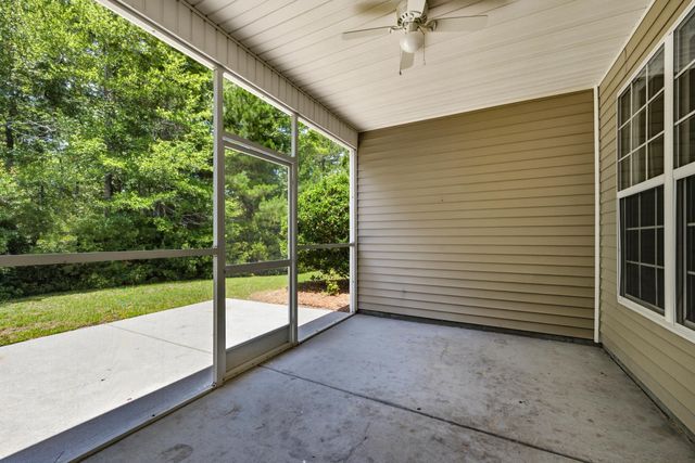 4693 Farm Lake Dr., Myrtle Beach, SC 29579
