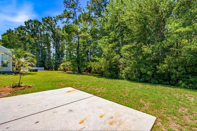 4693 Farm Lake Dr., Myrtle Beach, SC 29579