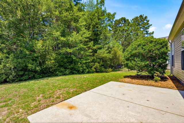 4693 Farm Lake Dr., Myrtle Beach, SC 29579