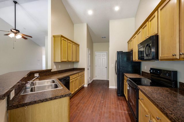 4693 Farm Lake Dr., Myrtle Beach, SC 29579