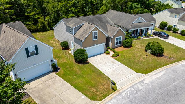 4693 Farm Lake Dr., Myrtle Beach, SC 29579