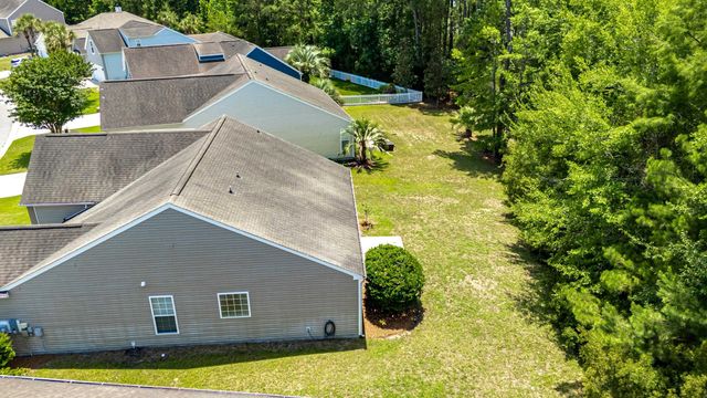 4693 Farm Lake Dr., Myrtle Beach, SC 29579