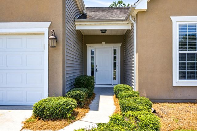 4693 Farm Lake Dr., Myrtle Beach, SC 29579