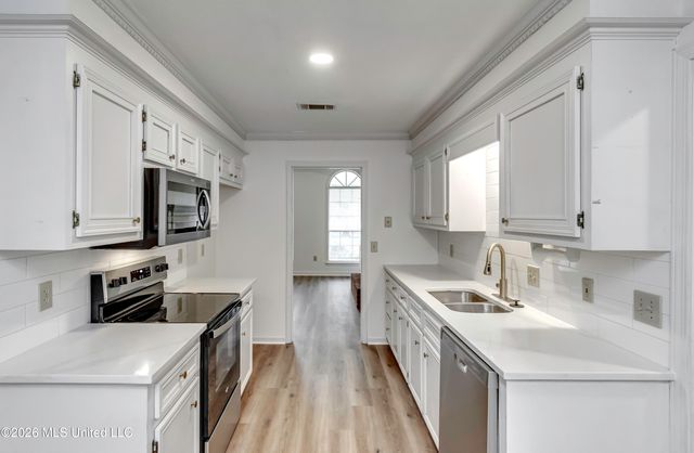 212 Hawthorne Drive, Madison, MS 39110