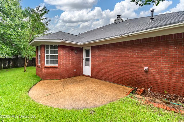212 Hawthorne Drive, Madison, MS 39110